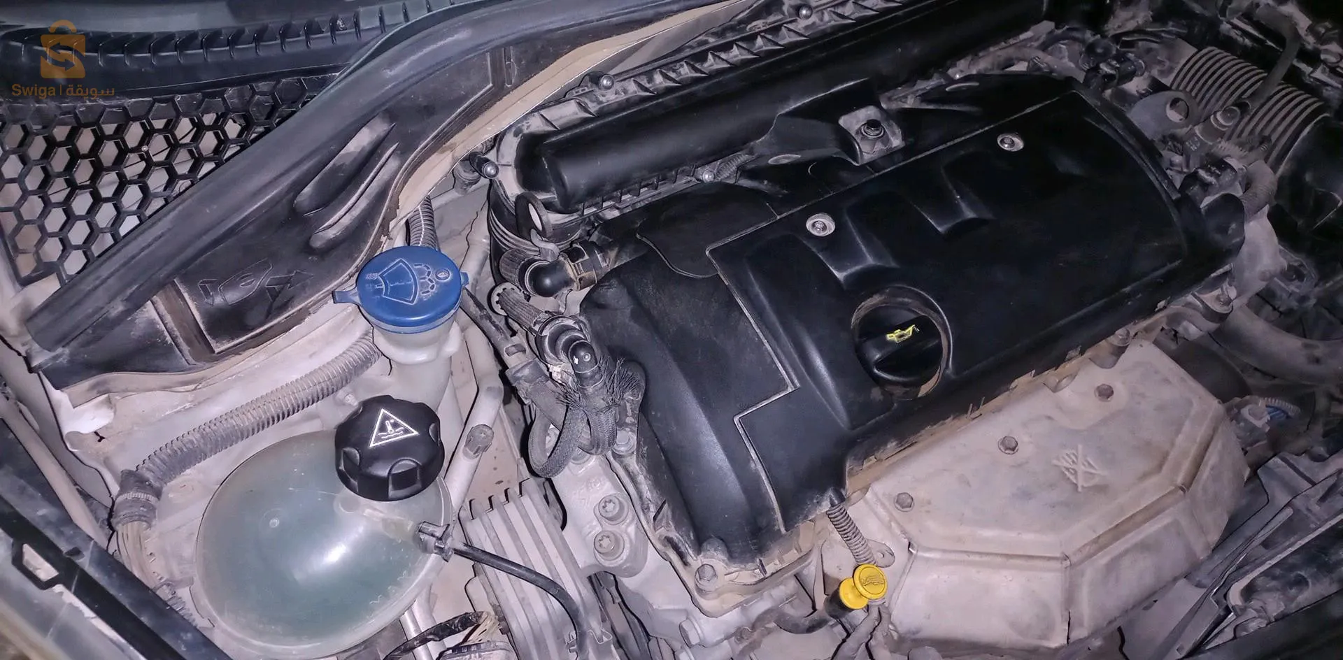 للبيع 1.4 vti sportium 95 ch 16v