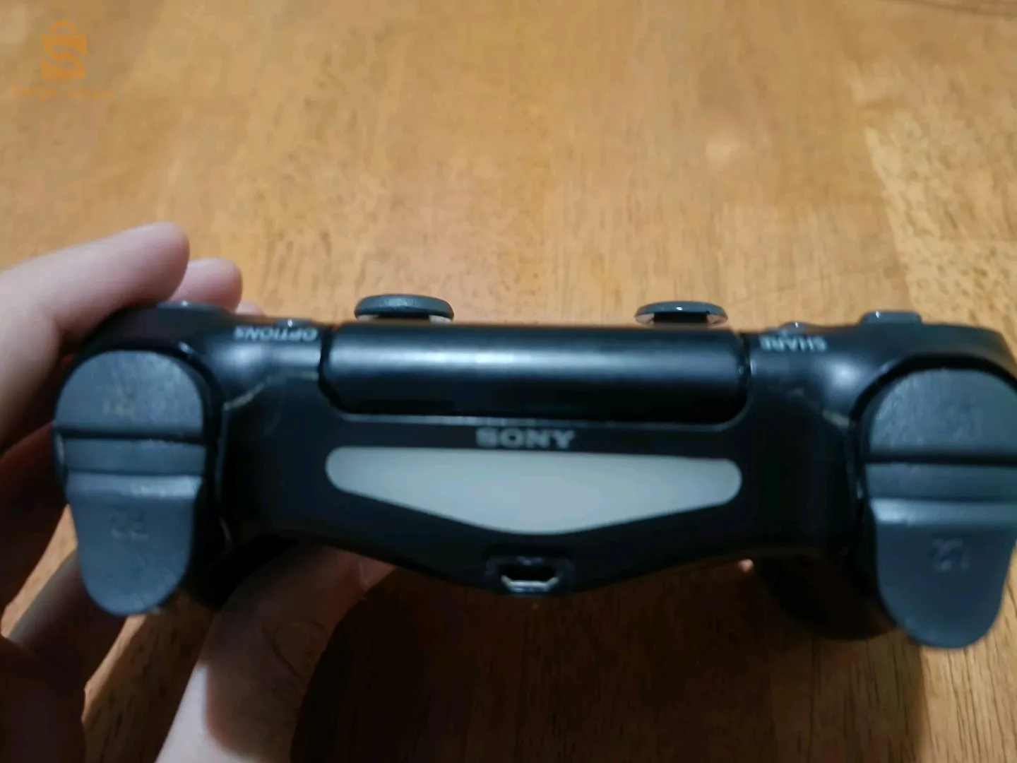 mannette ps4 v2 originale utilisé comme neuf