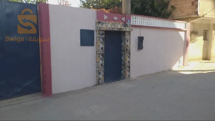 vends  viĺla avec jardin 5 chambres cuisibe sdb garage et jardin