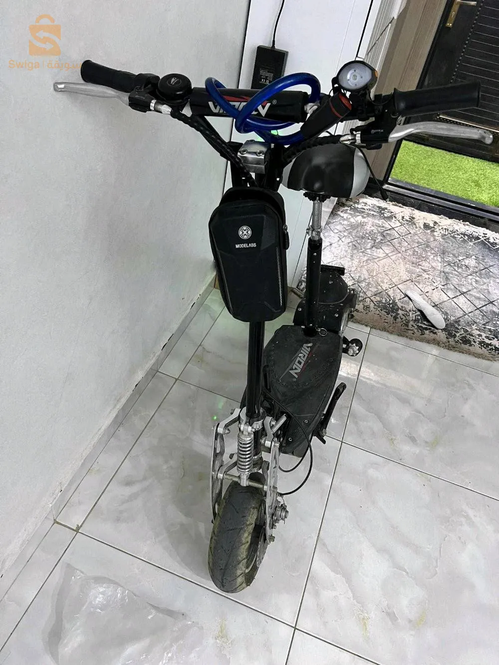 deux trotinettz électrique