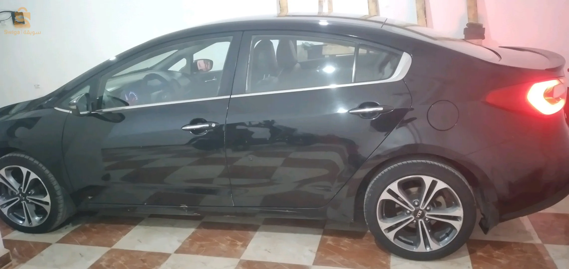 Kia Cerato deuxième main,  très Propre juste par-Choc,  0 peinture,  Clim Marche,  suspension magnifique,  0 choc,  ماشاء الله