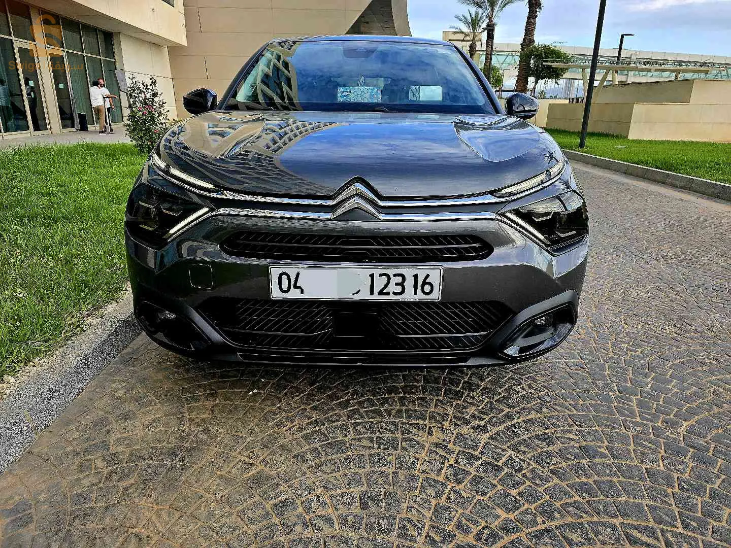 voiture propre et bien entretenu