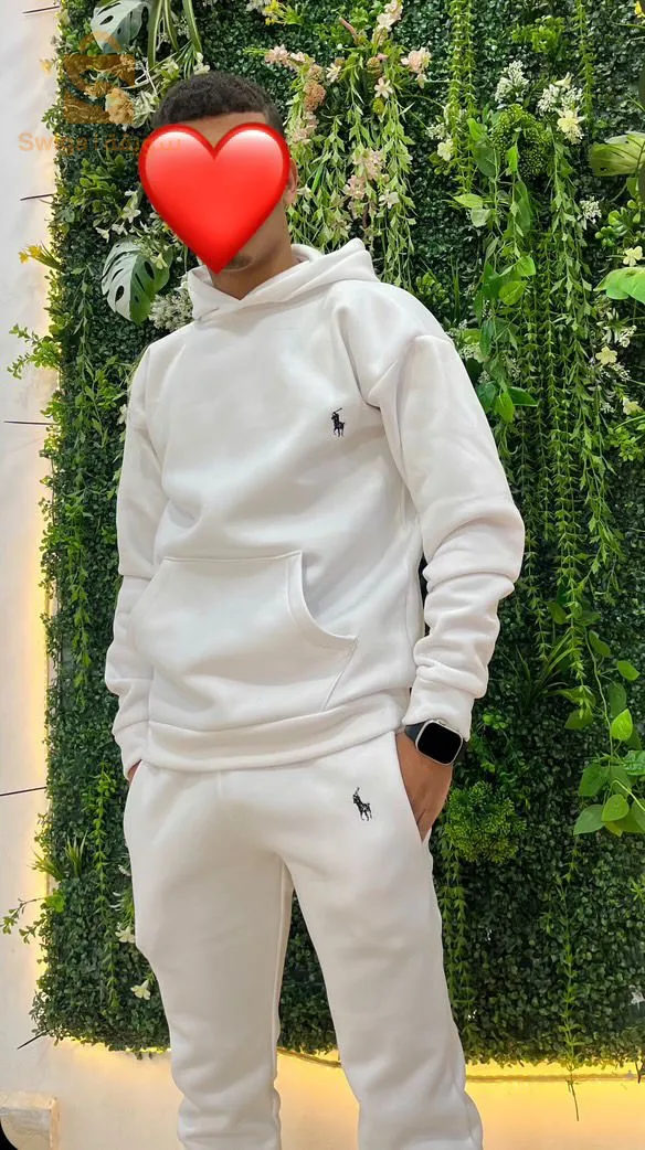 Ensemble jogging homme et femme