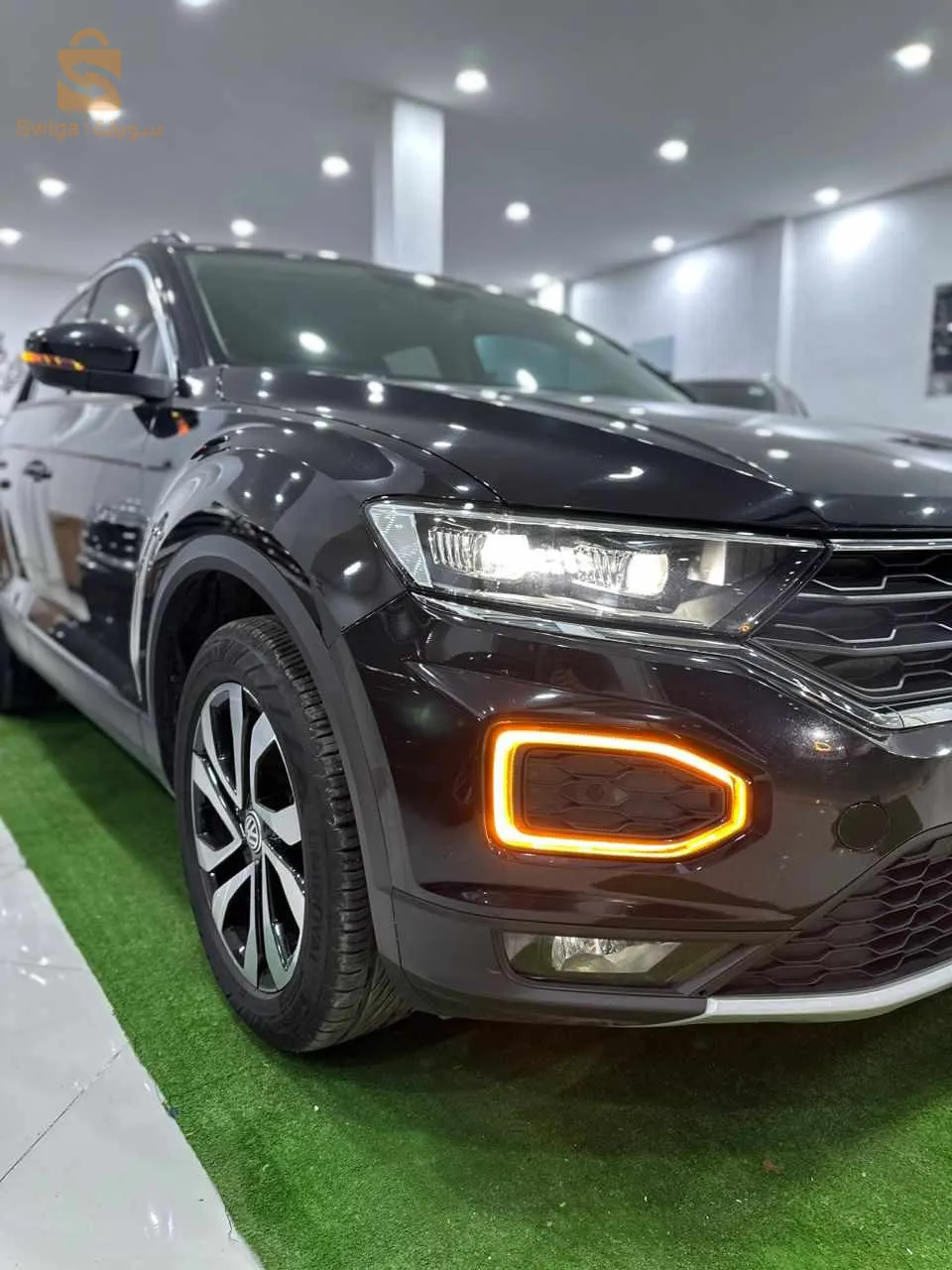 Troc activ finition R-line d'origine état neuf. Jdida. Tts option sauf toit. 1.0  115 chv.
000 sbigha 000 retouche
- start énergie stop 
- tableau cockpit
- l'ane assist
- front assist 
- start - stop
- Rétroviseur rabattab'e
- caméra rabattable
 d'origine
- phare xénon
- phare m3amrine d'origine
Vidange fait a 95000
Aucun frais a prevoir