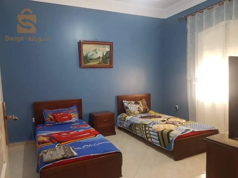 فيلا R+3  بمساحة 200 متر مربع في بليدة بجميع الوثائق عقد ملكية او دفتر العقاري