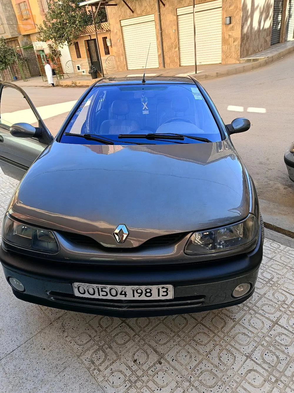 laguna 1.9Dti mlabsa chaba
