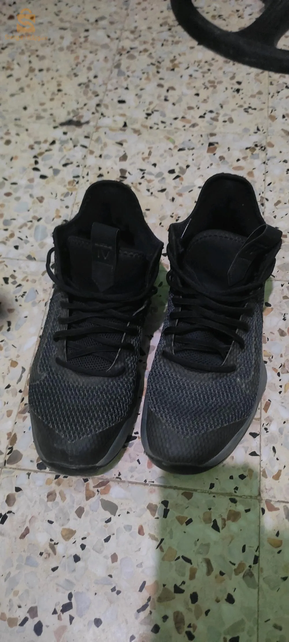 Nike air LeBron Witness 4 p43 telbes 42 ( portez dija )