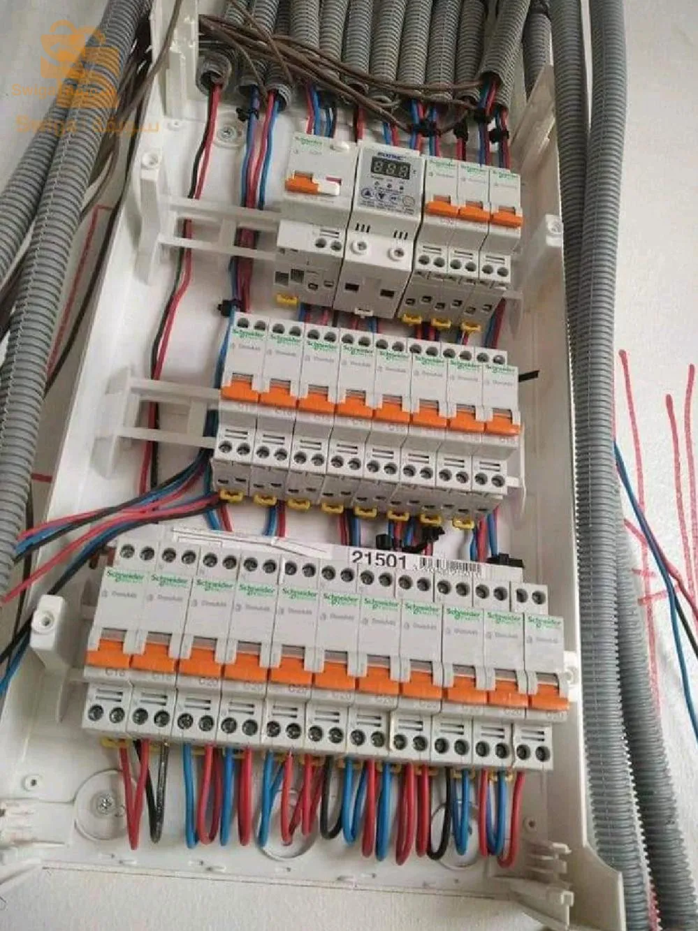 إصلاح الأعطال الكهربائية في البيوت أو المحلات