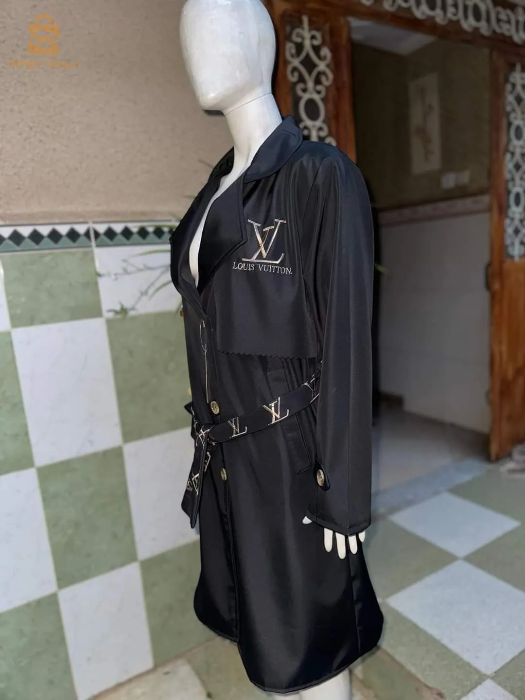 ترنش كوت نسائي بيع بالجملة فقط للطلب الاتصال عبر الرقم 0666746923