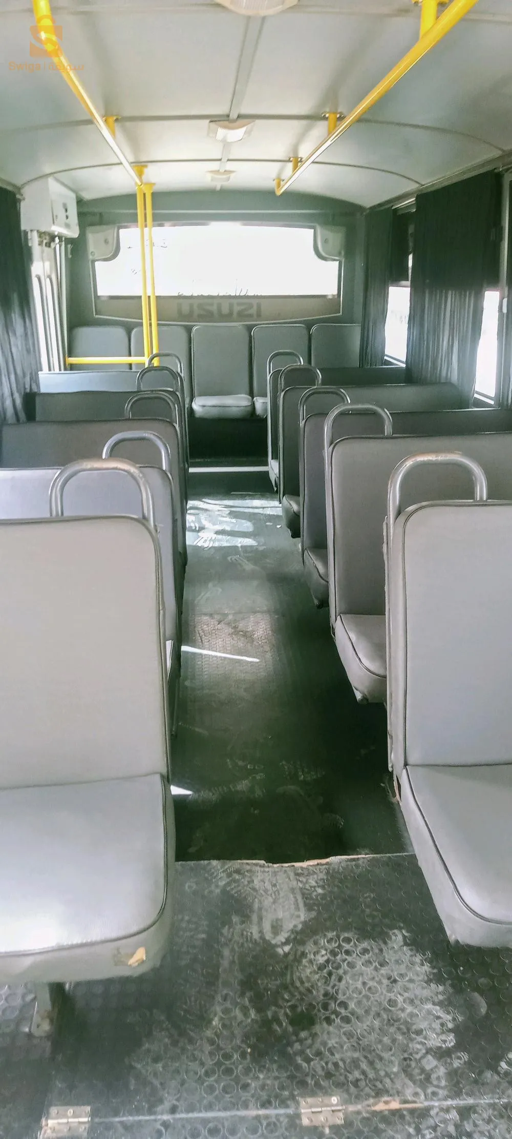 A vendre Isuzu bus