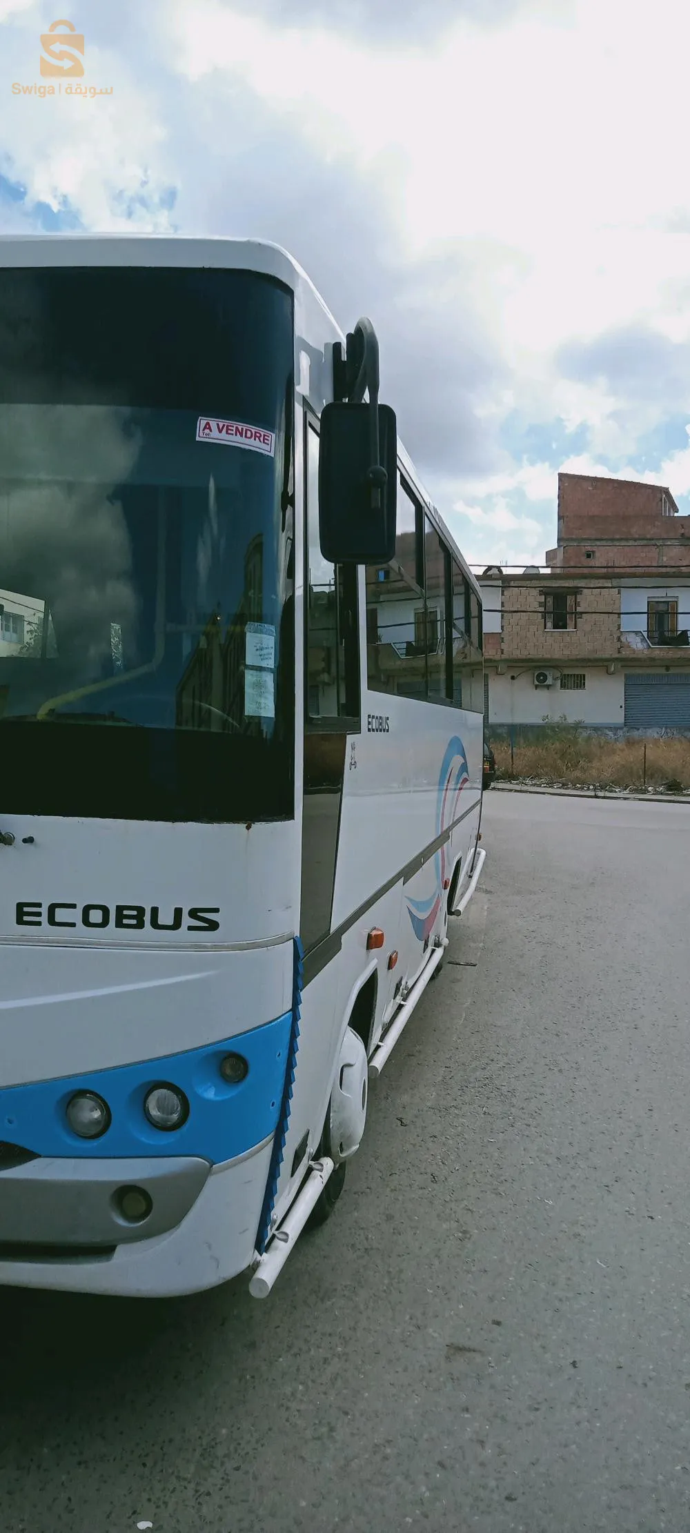 A vendre Isuzu bus