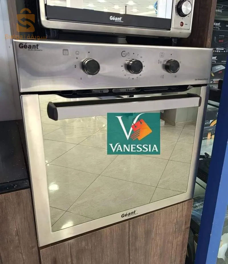 four encastrable géant inox