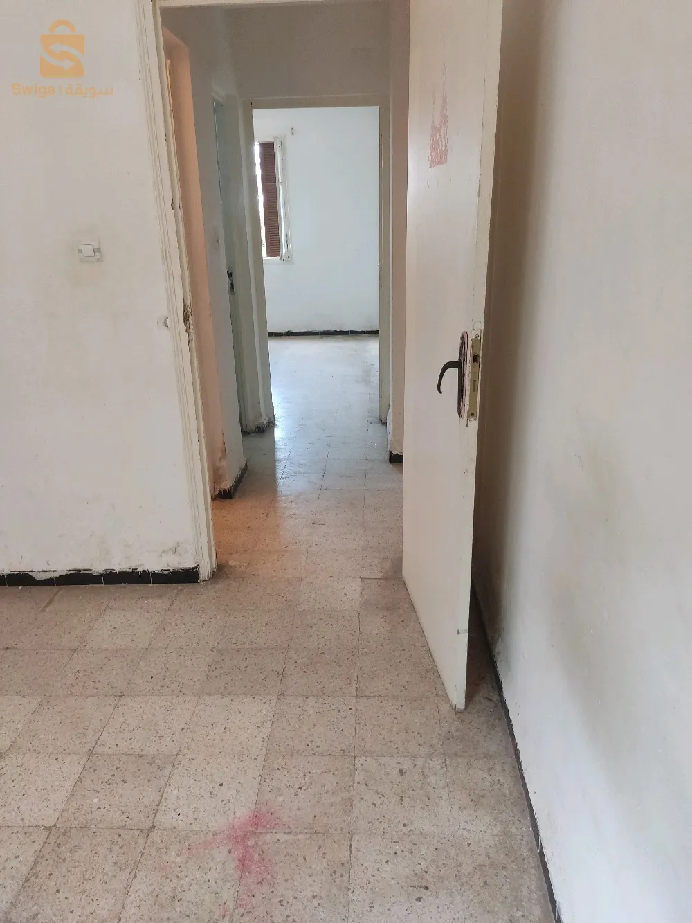 F3 a vendre 1ère étage 2 façade interphone Barreaudage façade principale cité ABERCi benrahmoune CORSO BOUMERDES 0661310506 prix 850 fixe