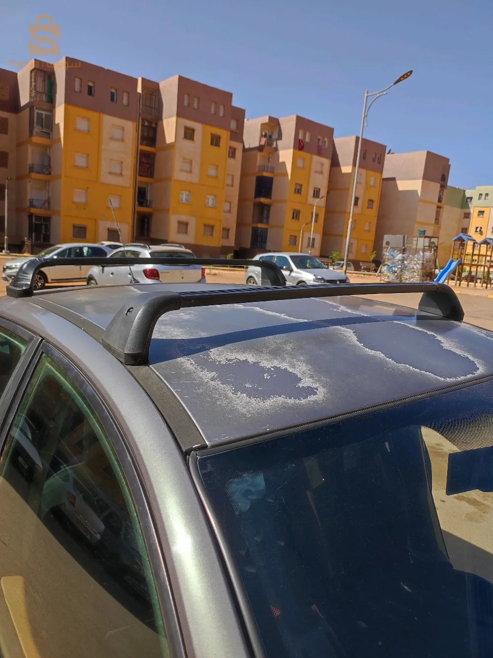 سيارة عاءلية