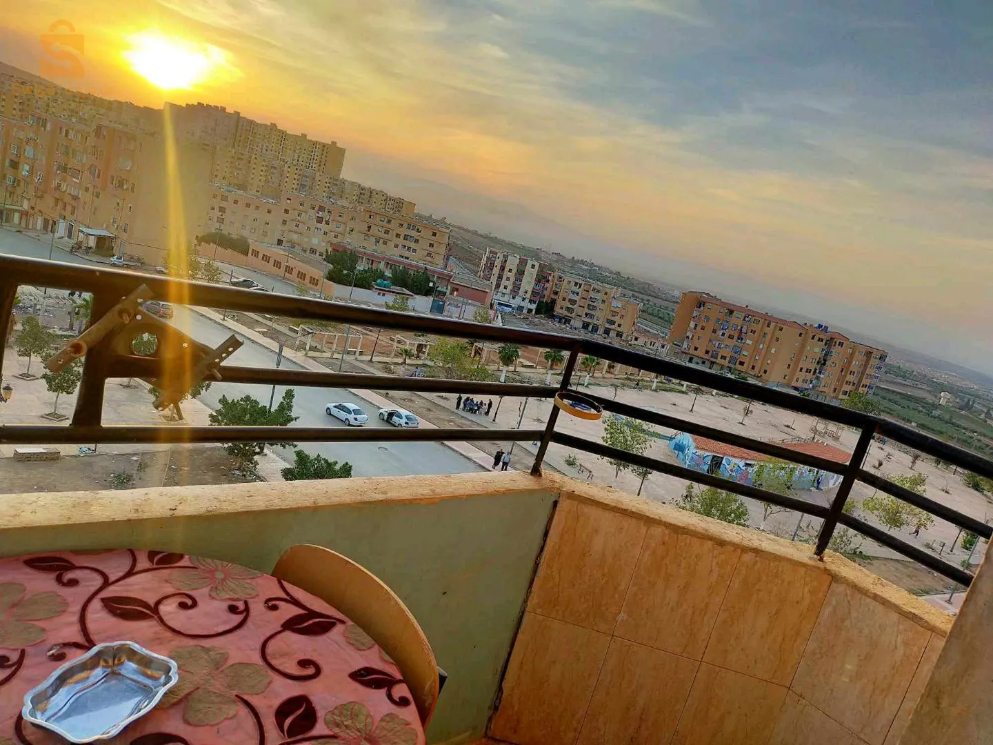 طابق 5 سلالم