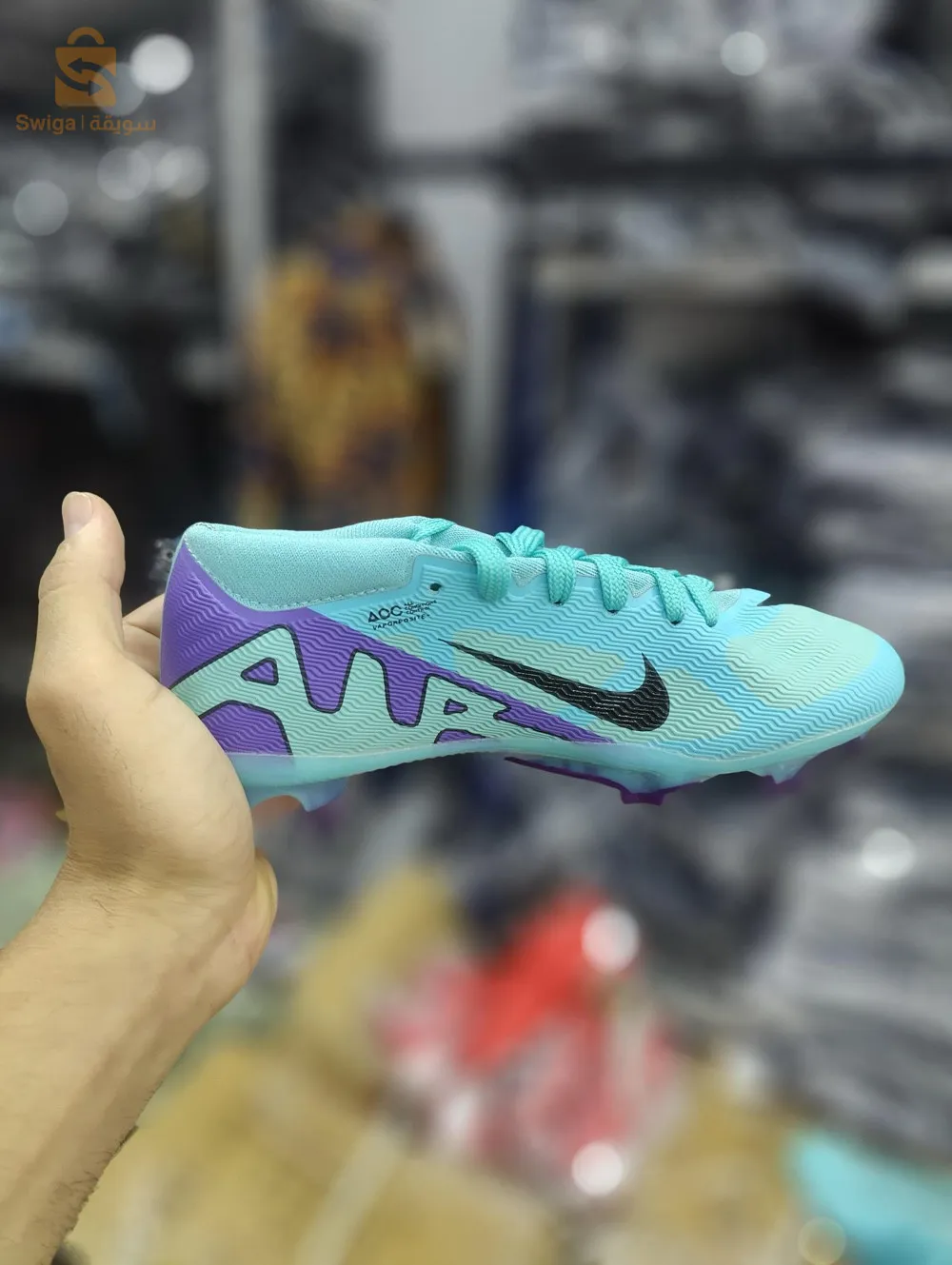 Soulier air zoom ✅
حاجة شابة ب سومة شابة‼️
Fih les pointur 💯
Livraison disponible 🚗