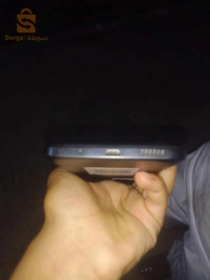 هاتف رادمي 12c بيه بلباط يهز 128Gg
ram4
فيه تكسيرة في انكاسابل مقيوس جهت وين تدخل اليس 
وبيه بلباط