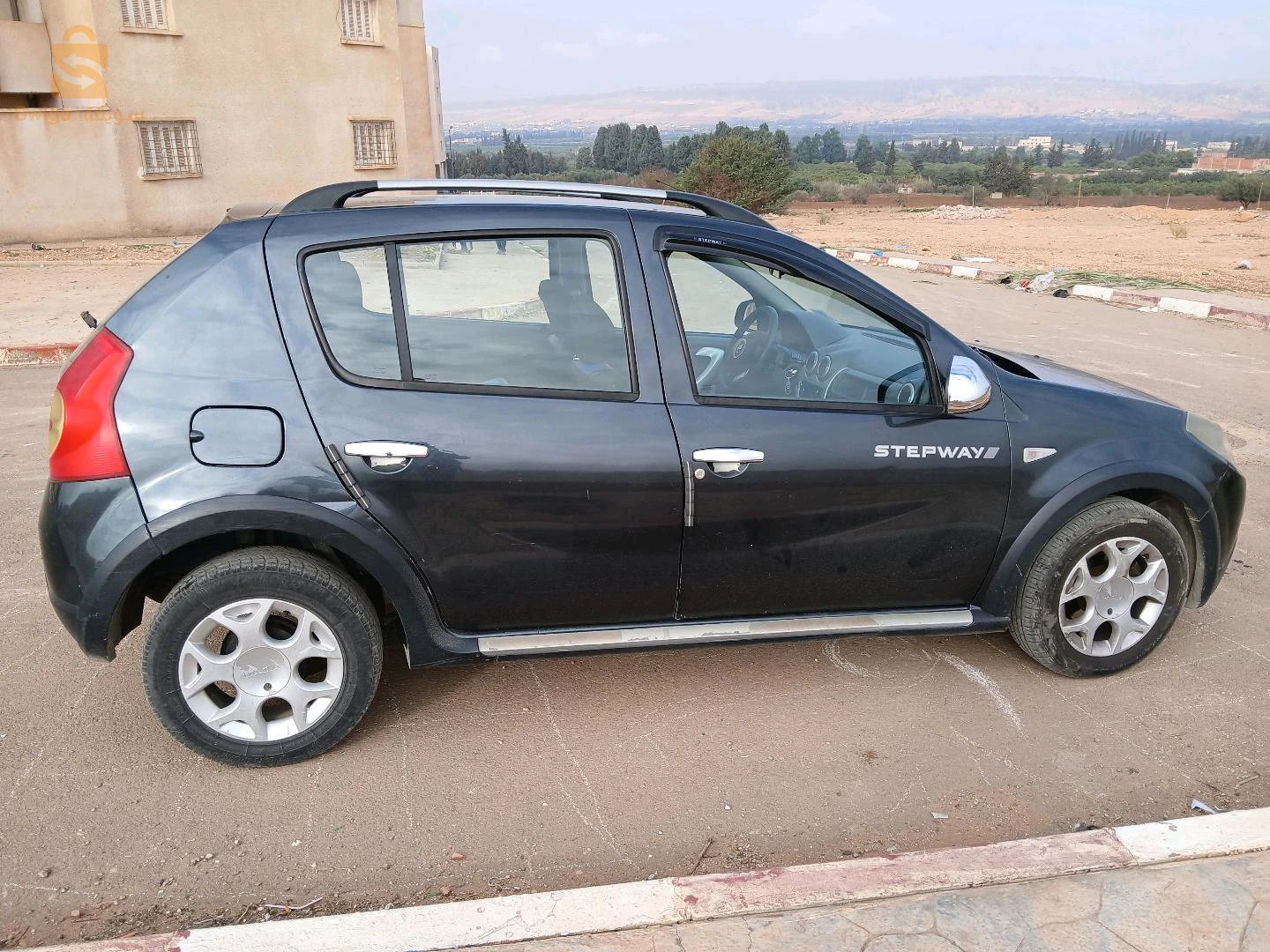 سيارة داسيا