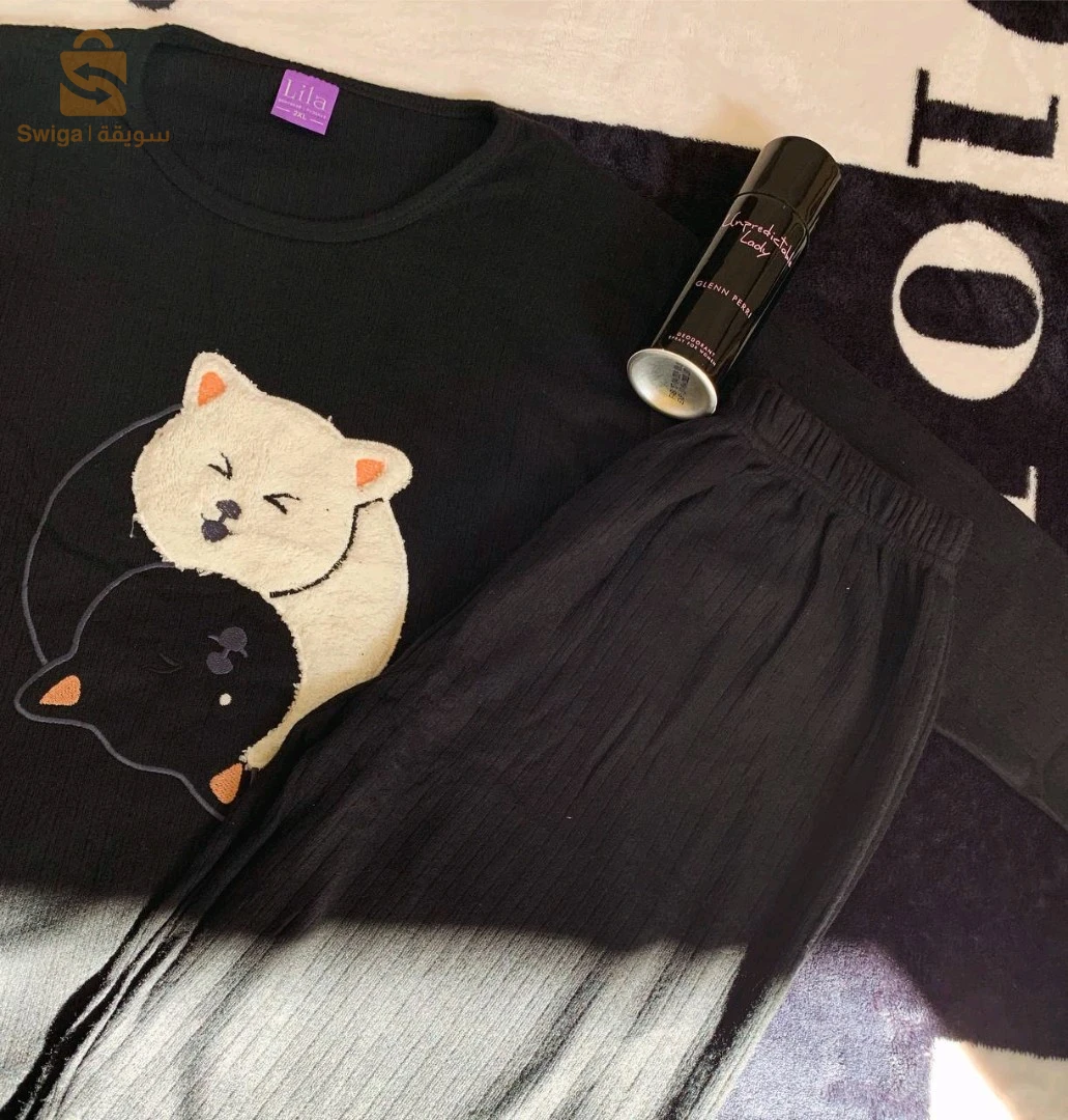 Pyjama noir tussu m9tn hayl 🖤 
Les taill : m l xl xxl  
Livraison disponible 58 wilaya