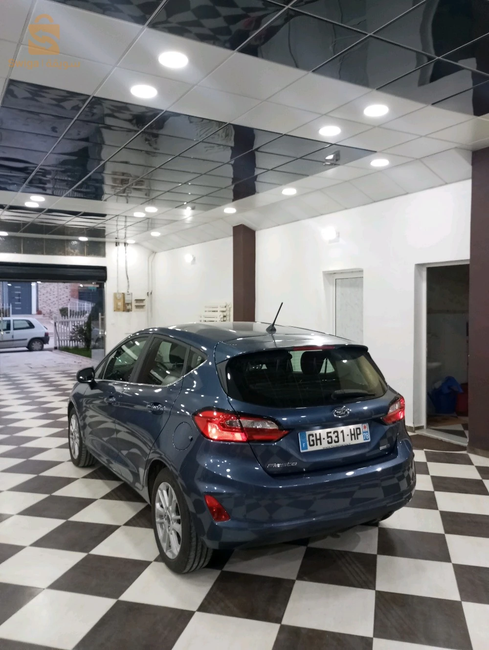 ford fiesta titanium 1.0 hybride
