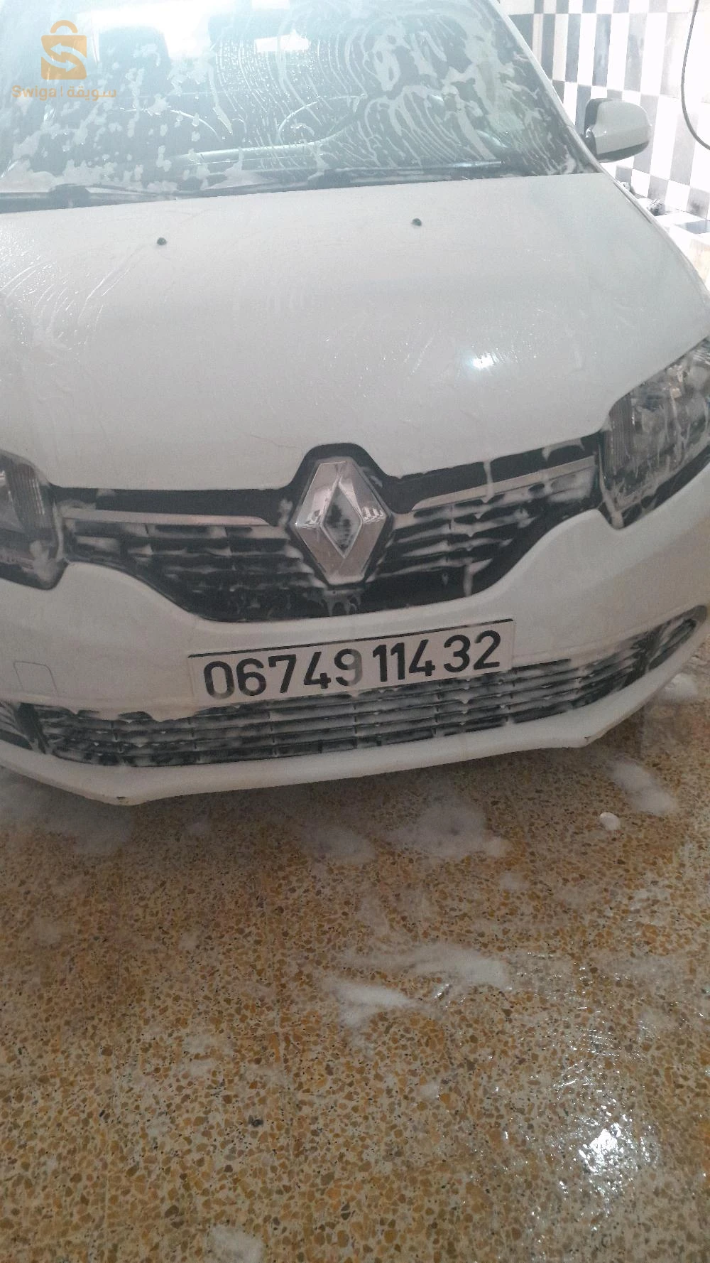 سيارة  الله يبارك  0698411029