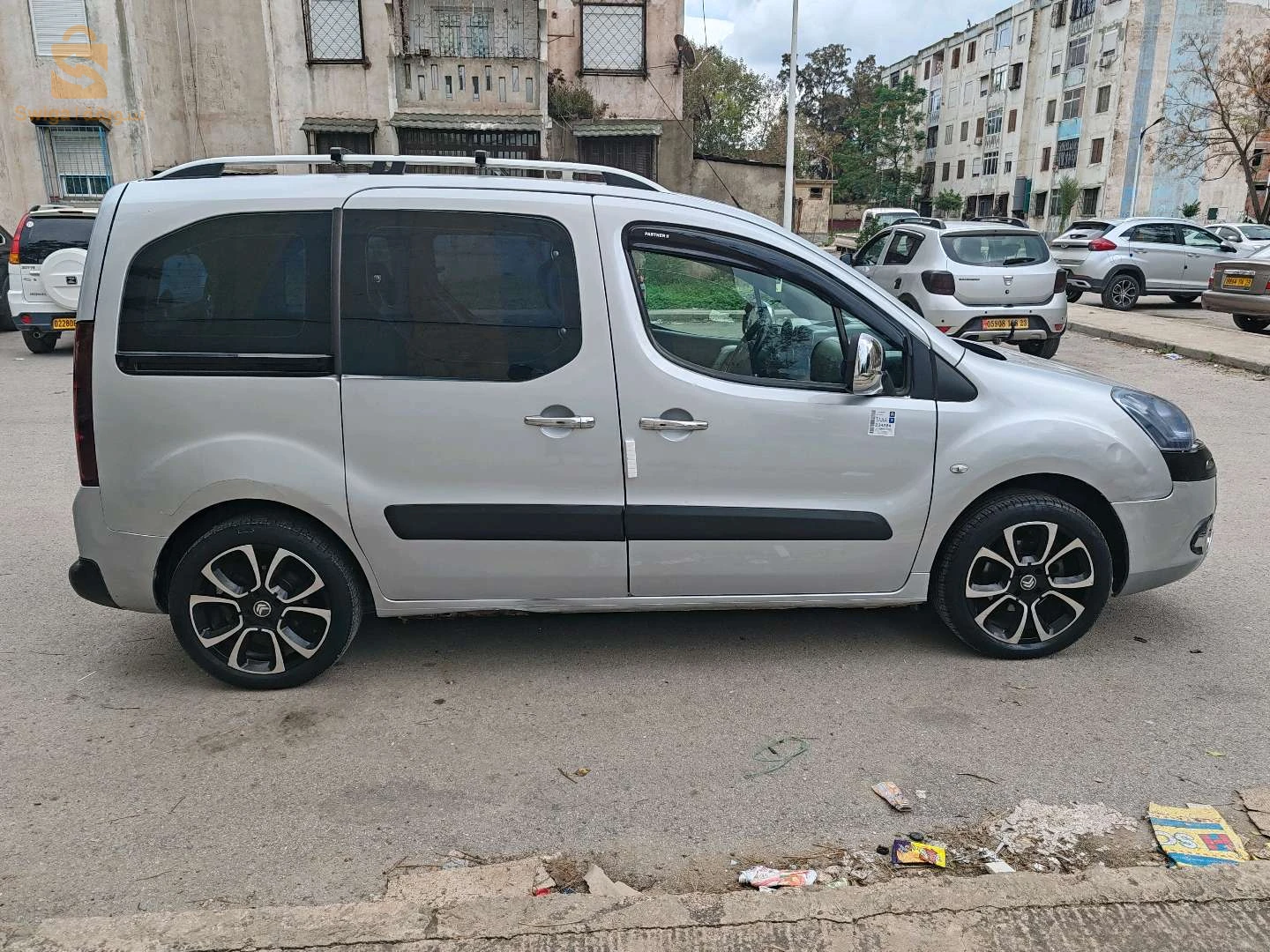 سيارة الله يبارك نضيفة ياسر موتار محطوط فاها ركورة فالمنجل كلش الله يبارك