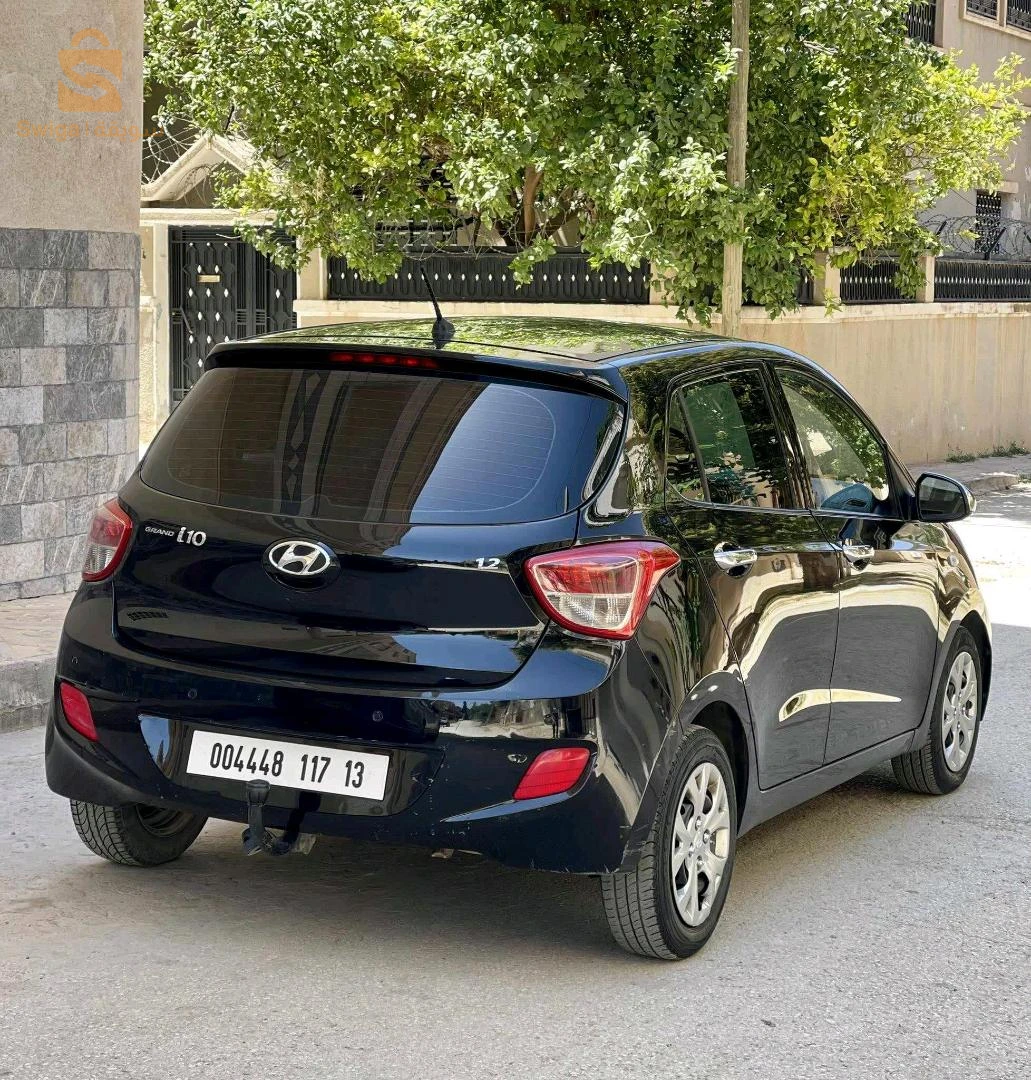 سيارة صنع ياباني