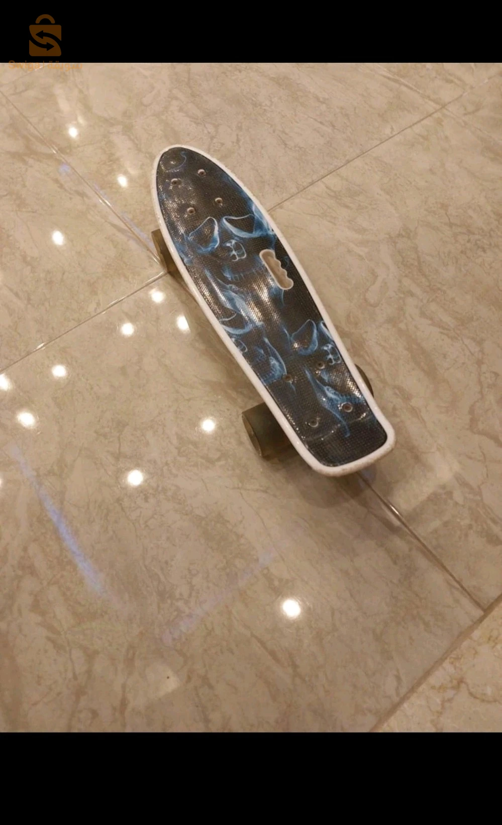 skateboard état 10/10 impeccable