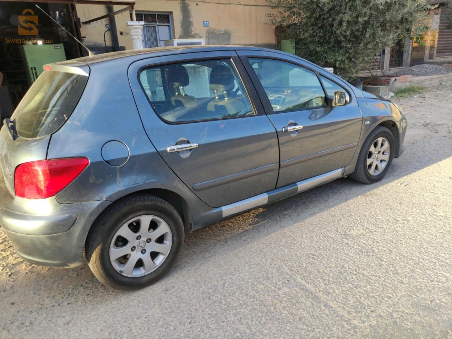 307 2 L 110 بوش فيها 2 أل افوا وال اريار فيه شويا بانتورة .