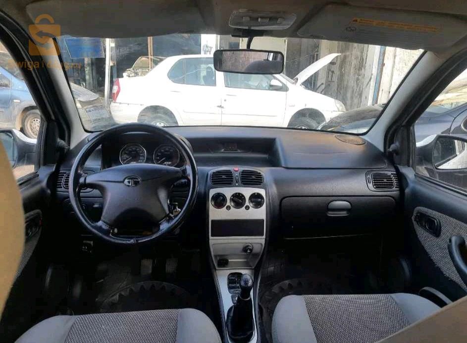 Tata andica