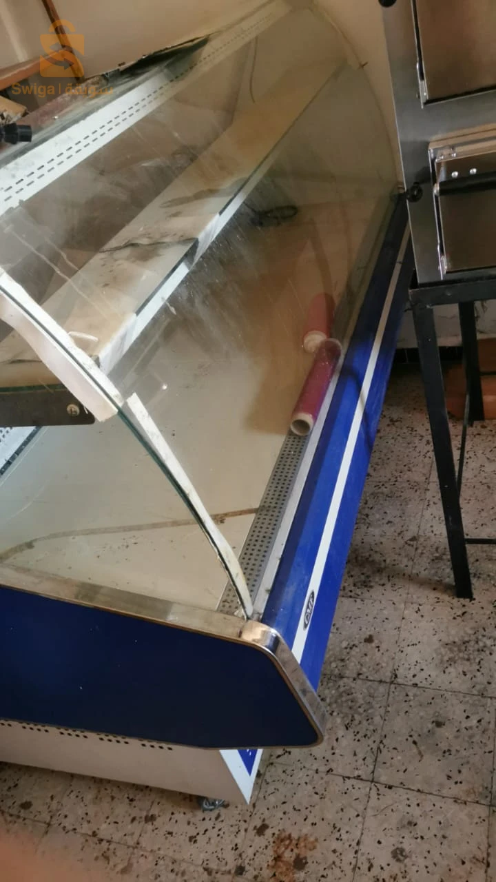 معدات مطعم بيتزيزيا وشوارما كامله