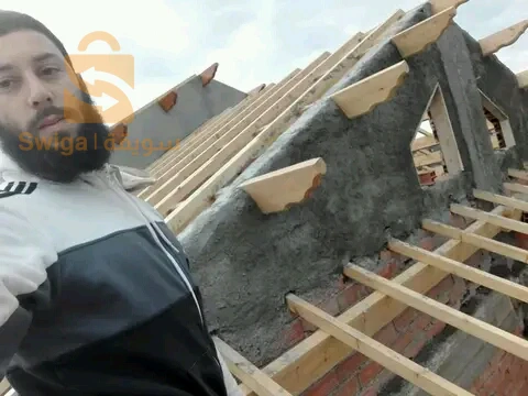 تركيب القرميد و الأسقف الخشبية و إعادة الترميم مع إمكانية التنقل بين الولايات 0781815912