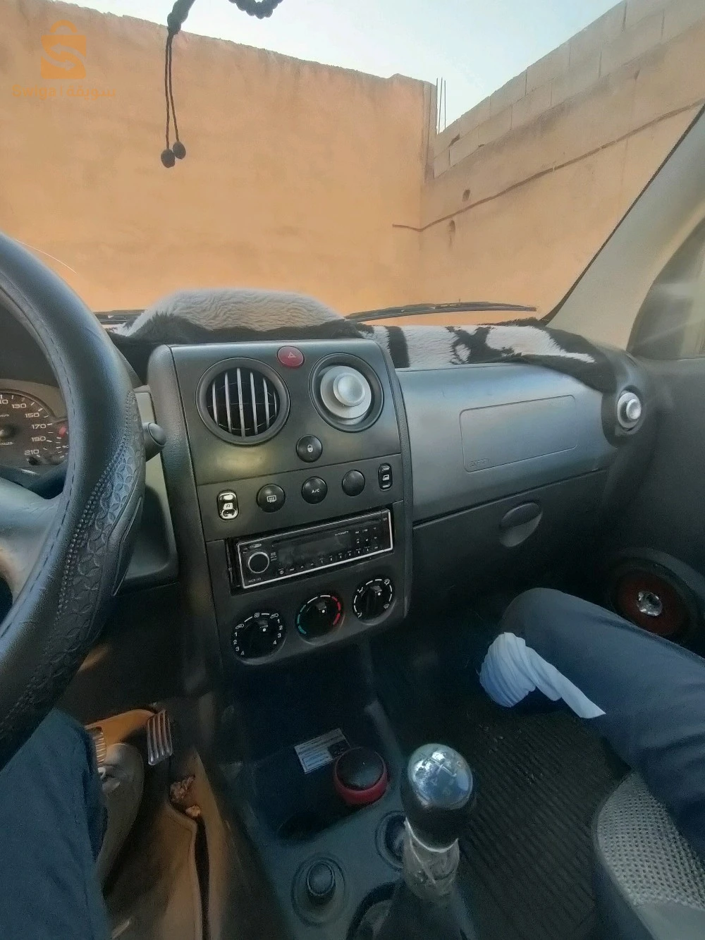 ستروين Berlingo 2004 46 عين تموشنت