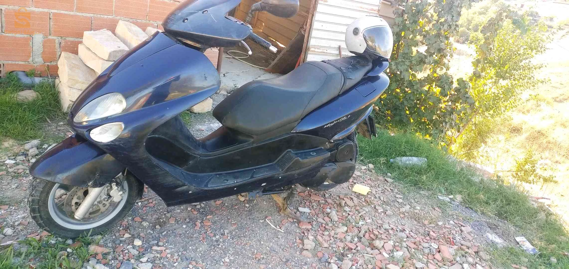 Yamaha Majesty