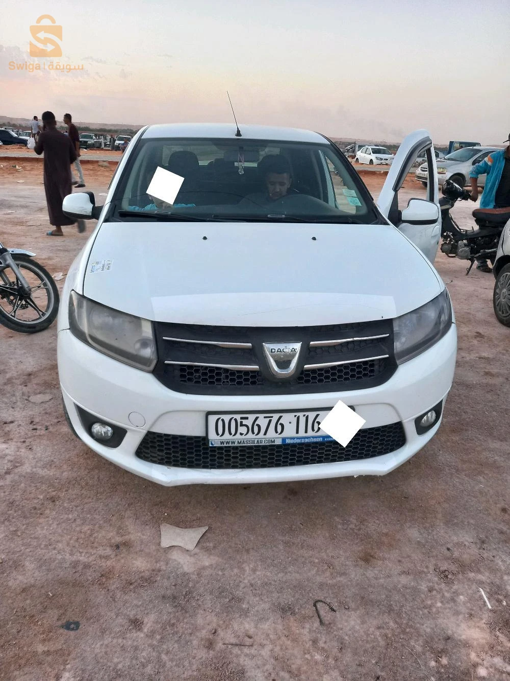 سيارة داسيا لوقان