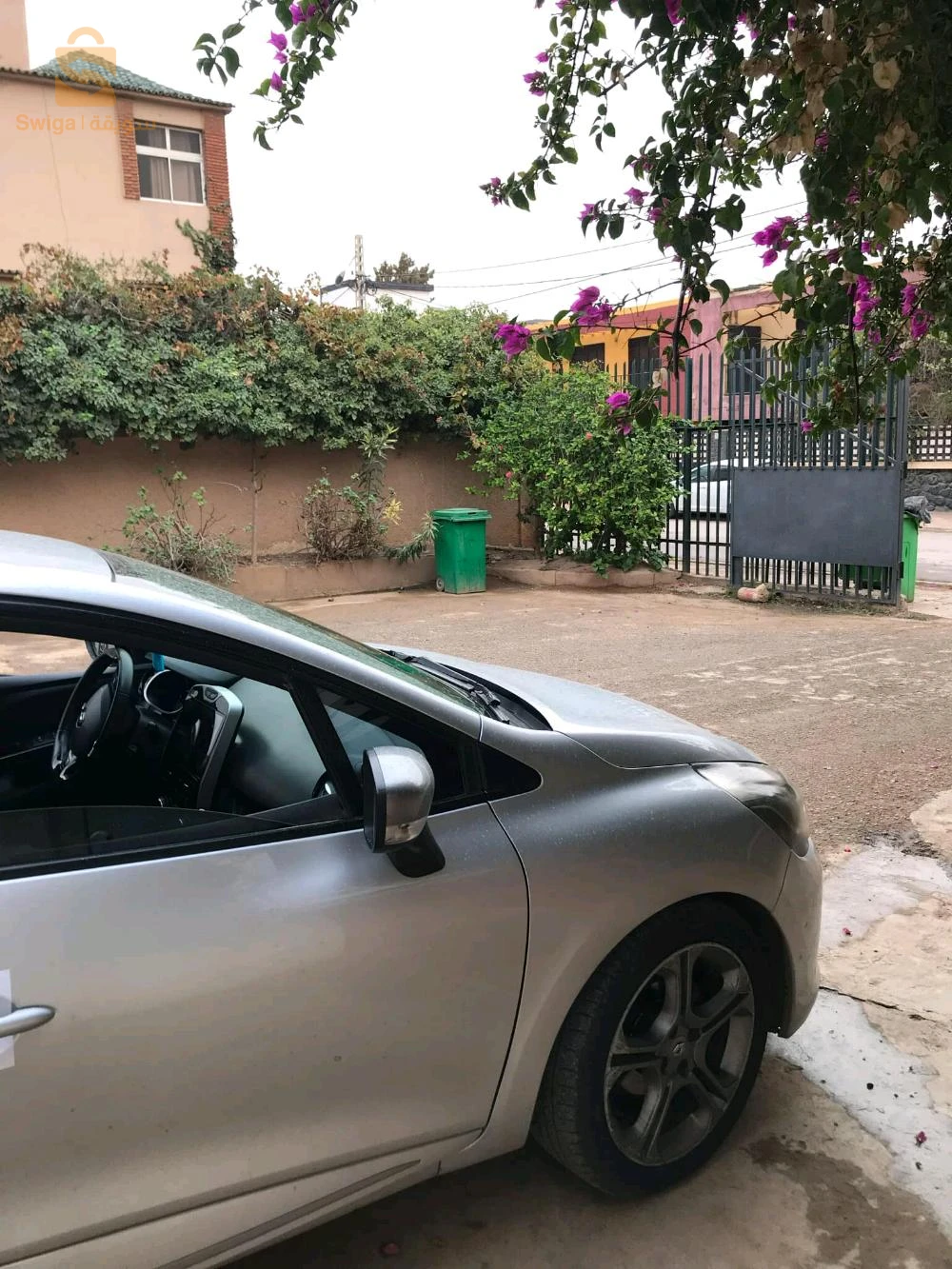 une belle voiture