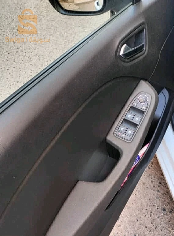 clio 5 business+ 1.0 tsi 90ch. boite 6 jante rs Line+ attelage