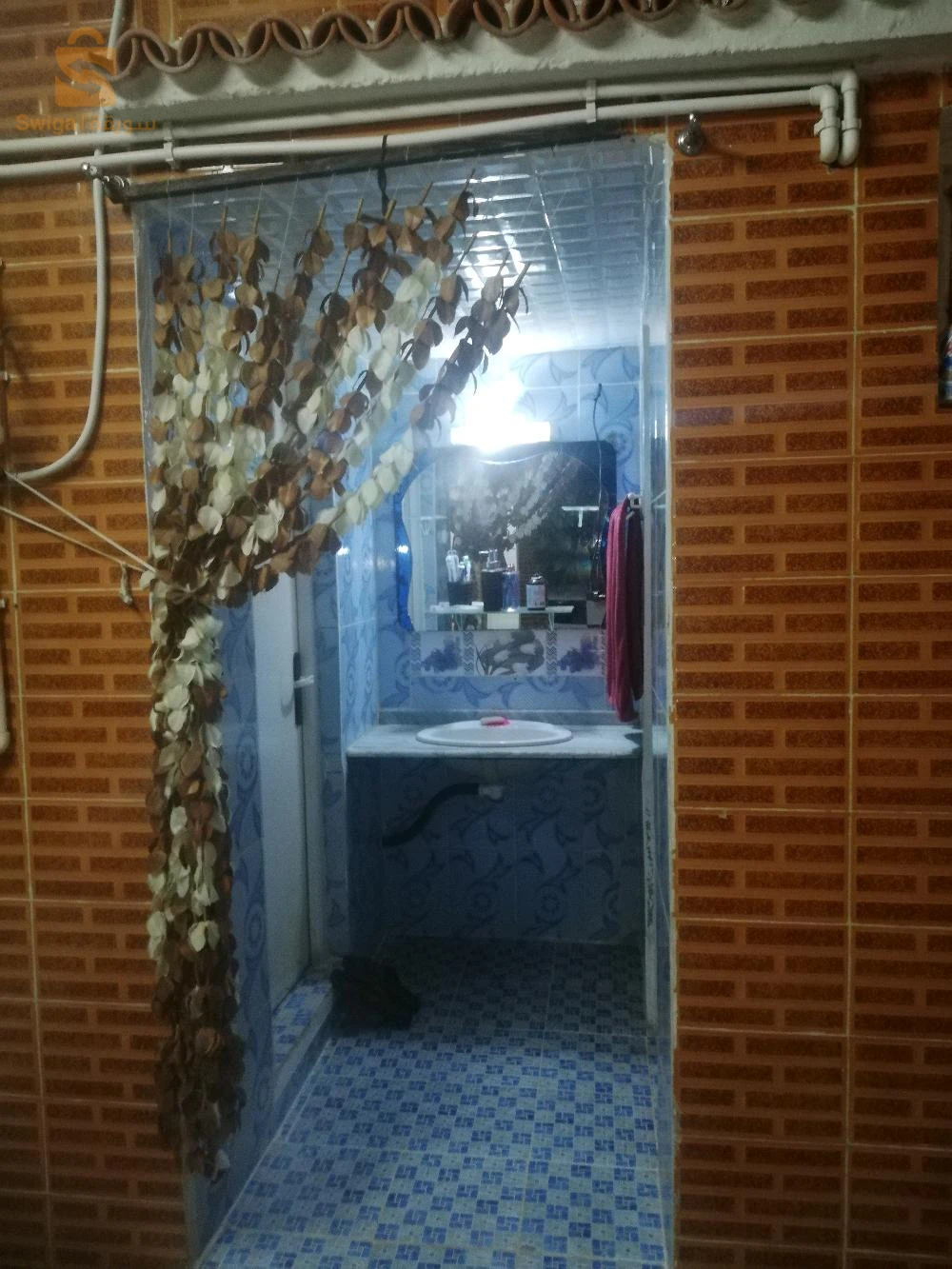 منزل للبيع. 150 م عقد ملكية ودفتر عقاري. 4غورف ومطبغ . متواجد في ولاية البليدة بلادية الصومعة مركز بهلي . متواجد في منطقة فيها كول مستلزمات الحيات