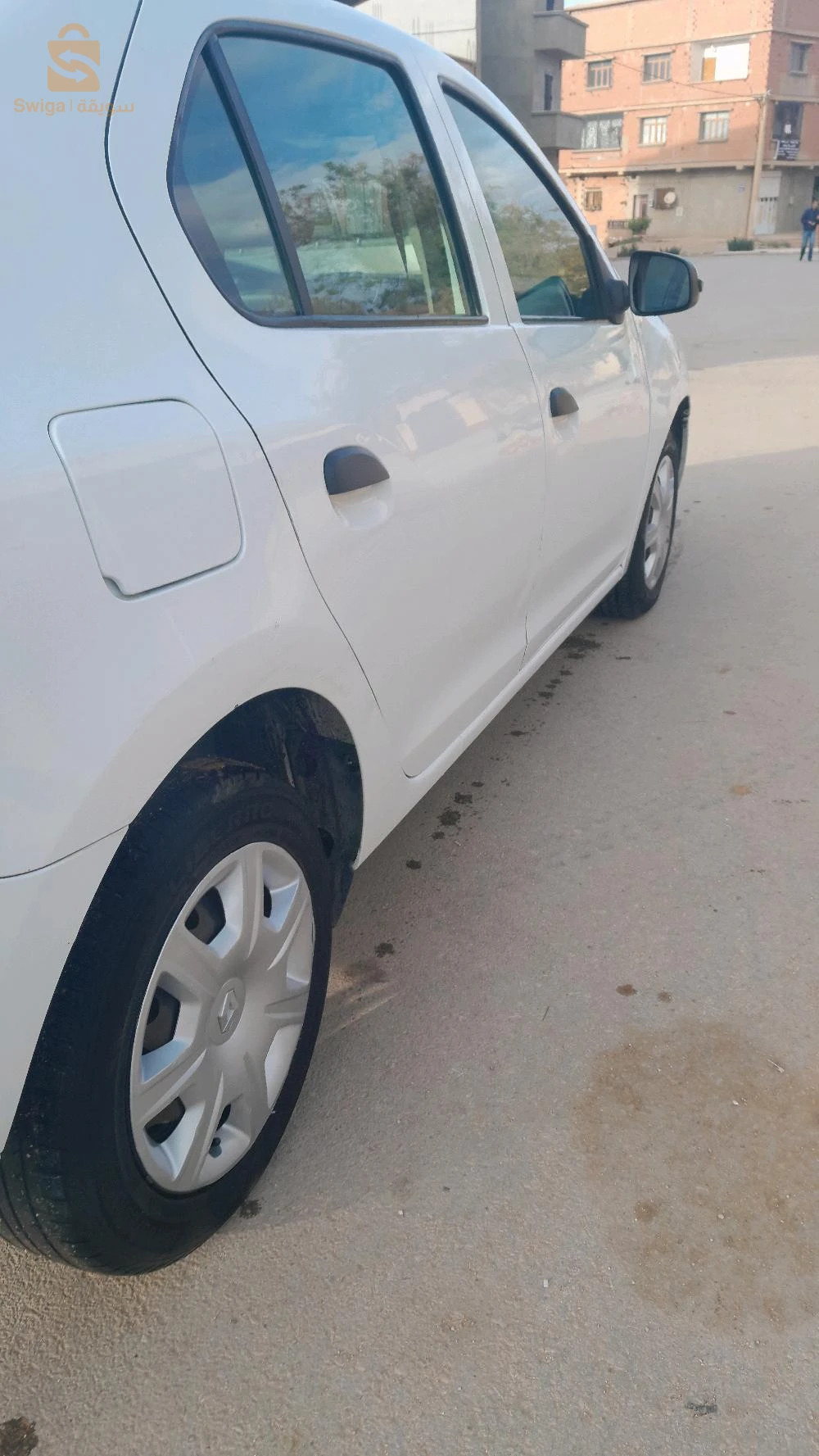 سيارة  الله يبارك  0698411029