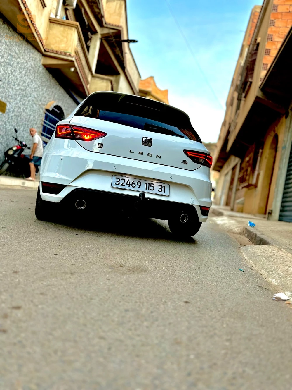leon lina r 2015