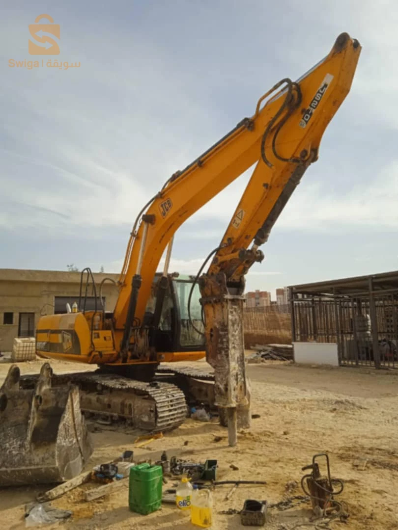 بوكلة jcb الله يبارك منهارك خدام 
نيميرو 0770694853