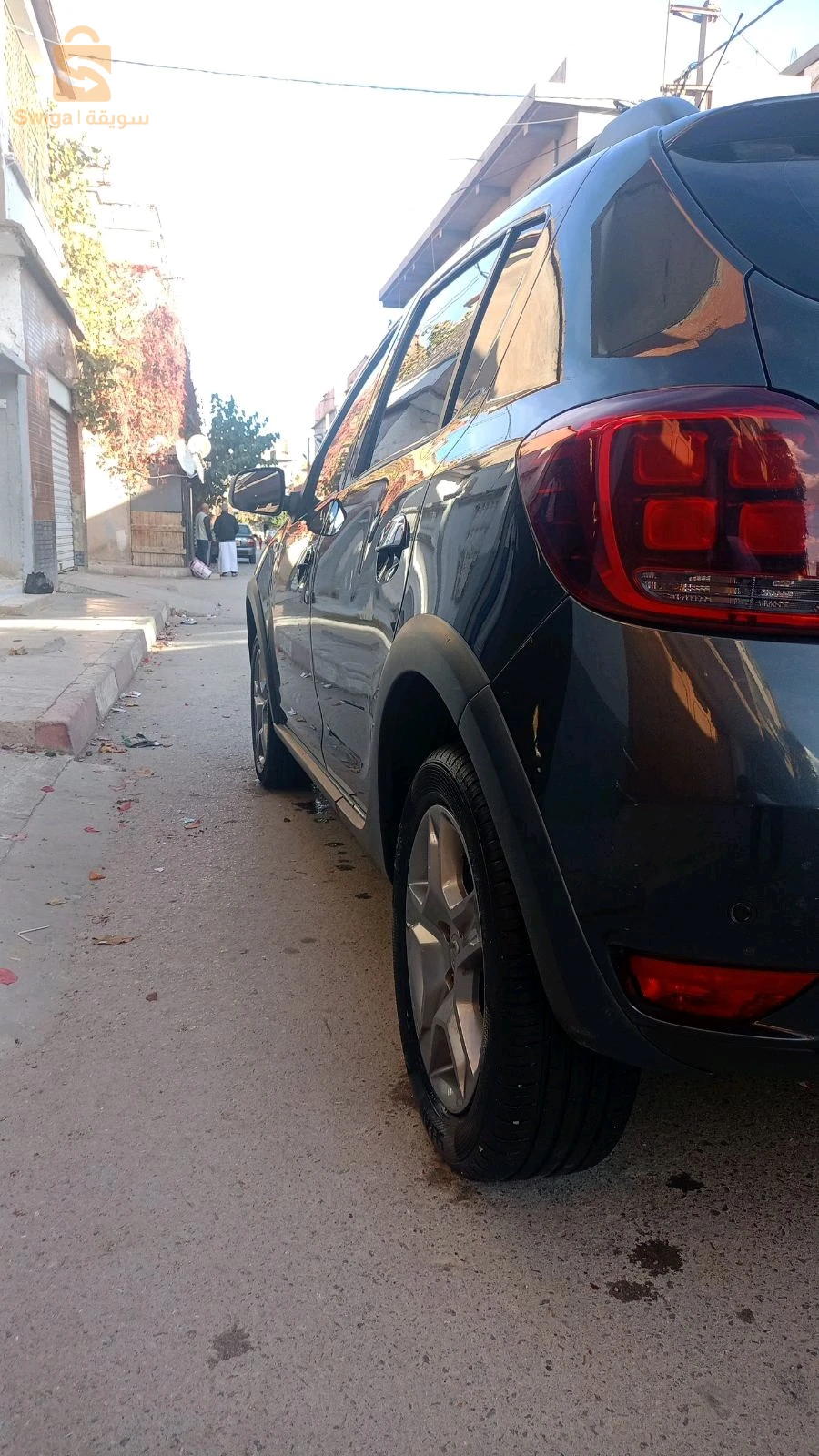 machia 127000 ryal ndifa bazaf 
mgalfa w mfarcha
fiha raccord sgir fi lparchok