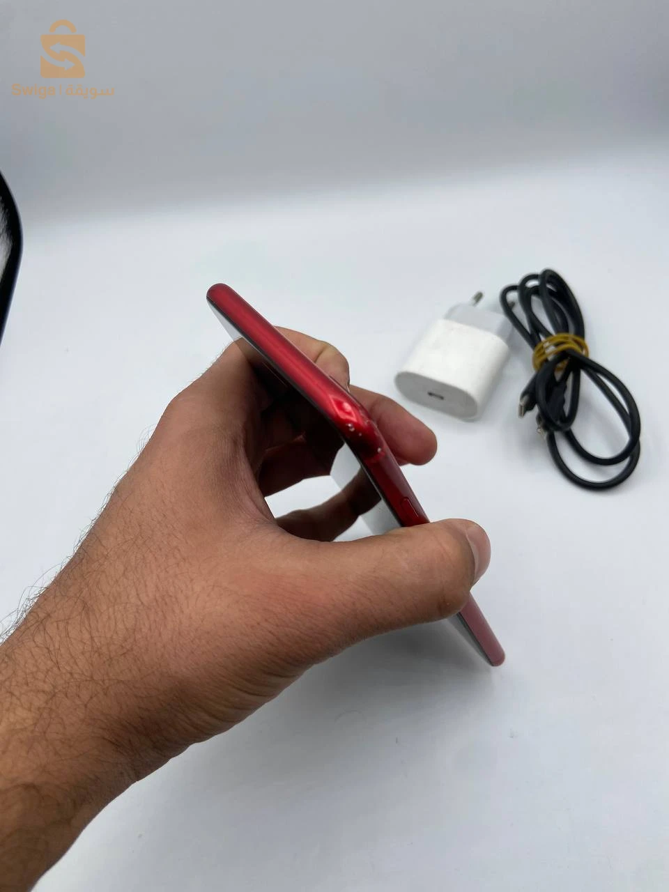 سلام عليكم لكيب كاينة حبة ايفون 8 بلوس 
فيه مشقوقة زجاج تاع فيشور
فيه ضربة خفيف كاش اريار 
باطري معود 75🔋
64g
تروتون اكتيف 
امبرنت اكتيف 
كولشي يمشي 
مشاء الله
رقم هاتف 0549879436