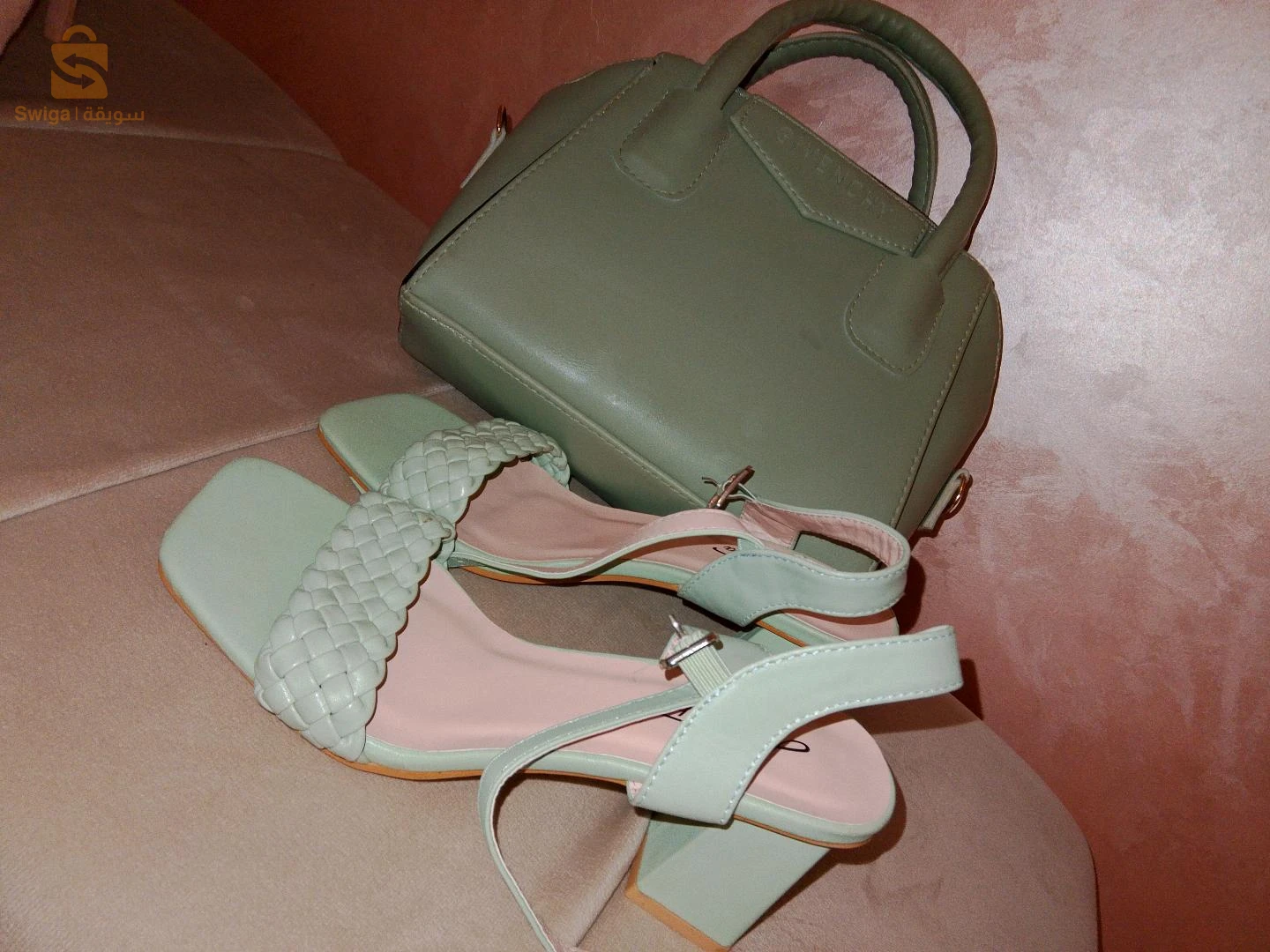 chaussures / jamais porté