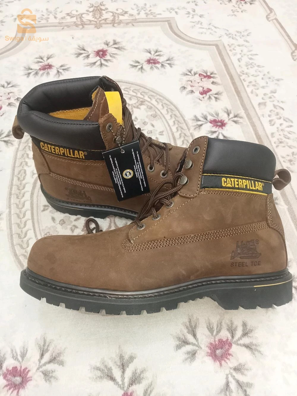 Caterpillar 45 marron