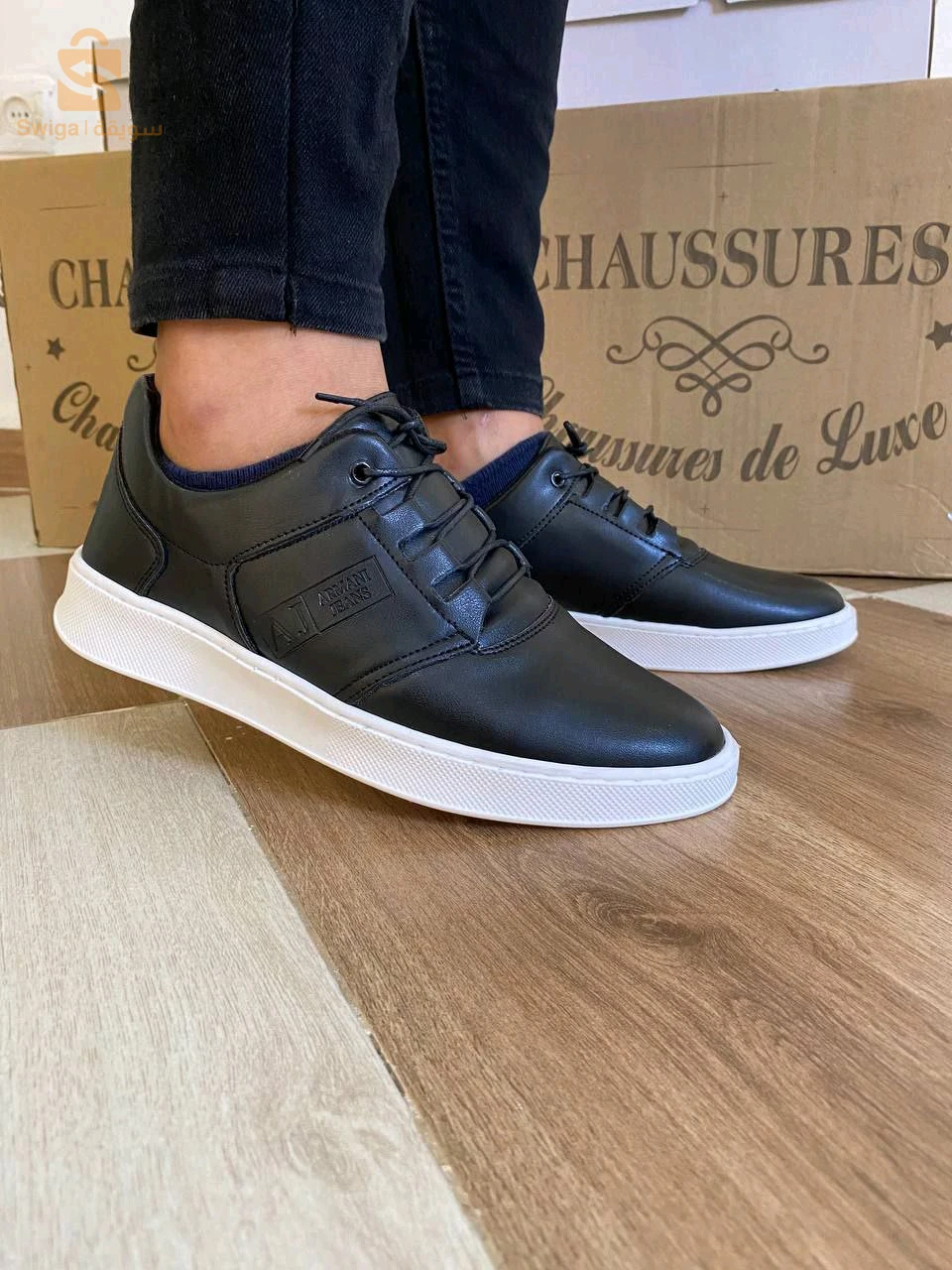 حذاء ارماني