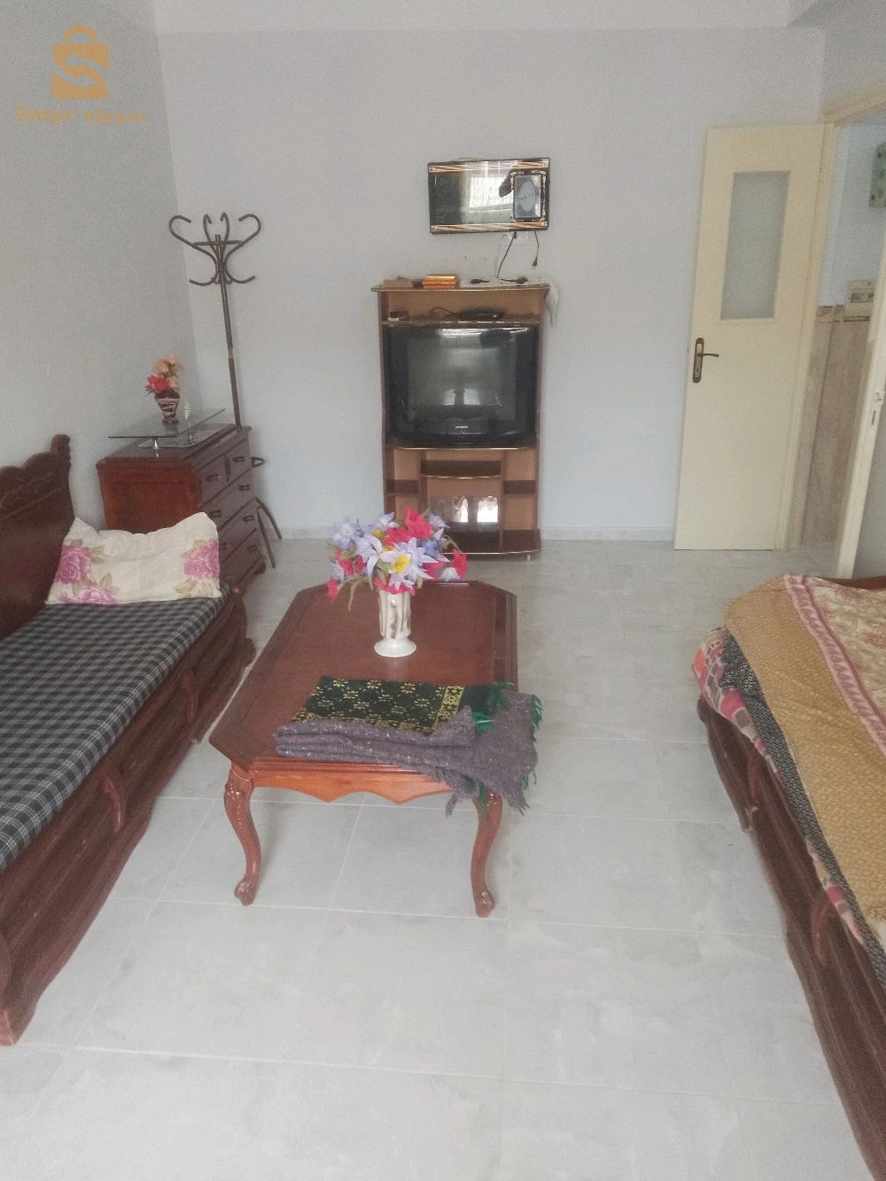 حي 550مسكن عمارة 14 حراثن جيجل