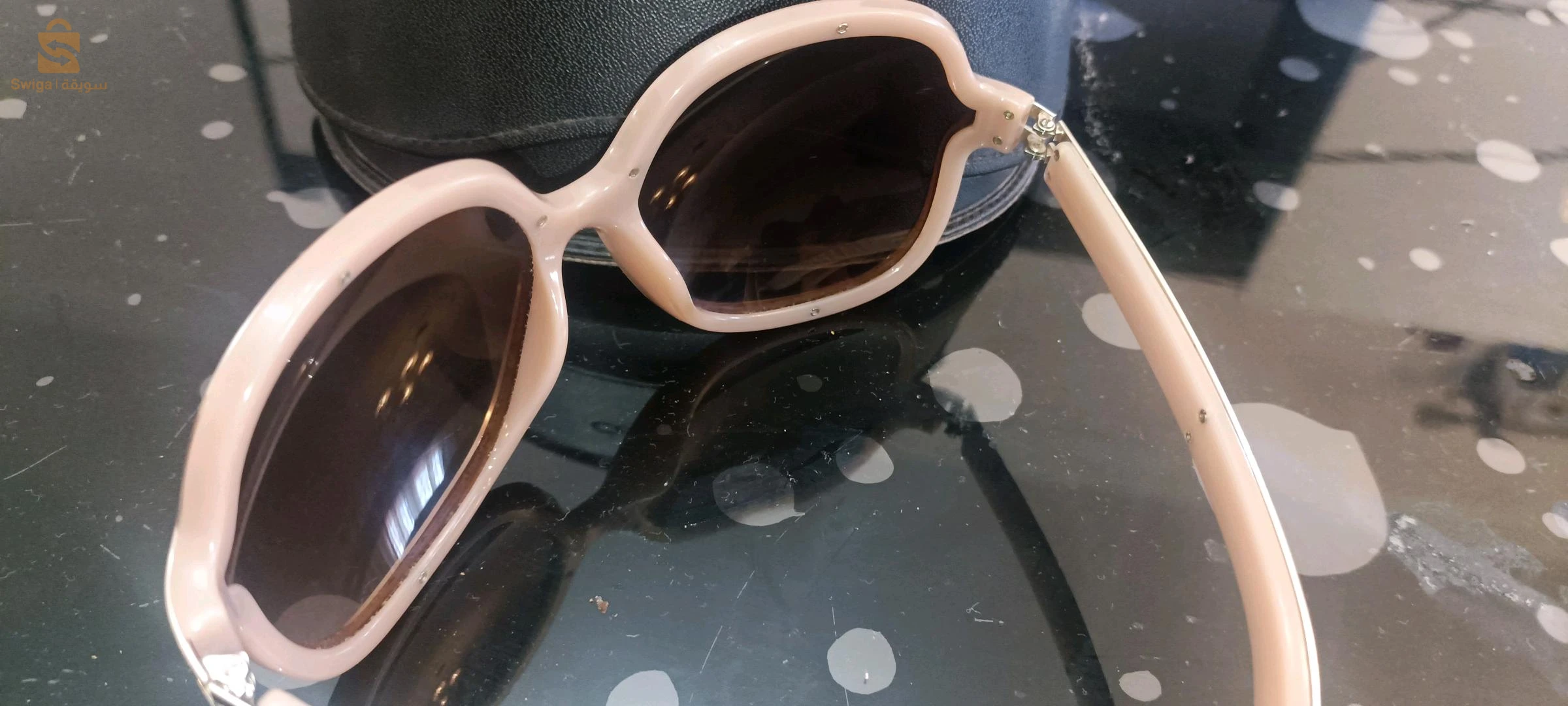 belle lunette Calvin Klein (vrai)