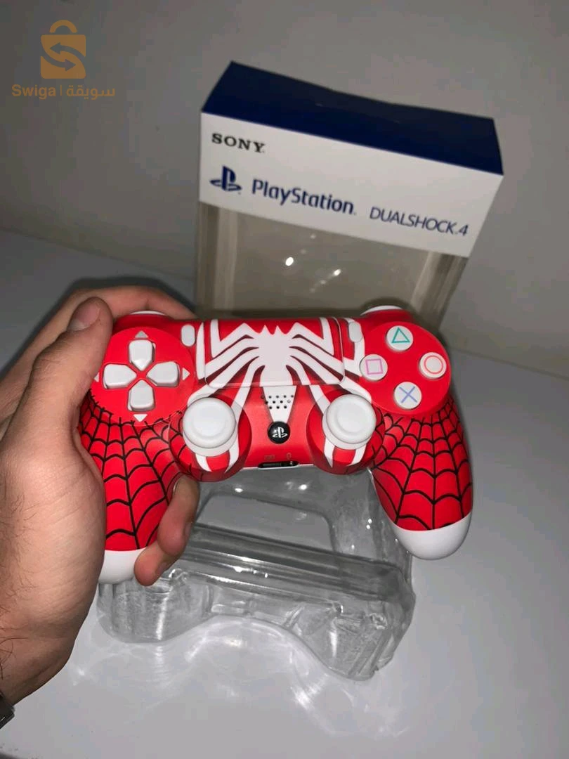 وحدة تحكم PlayStation 4 édition spider man