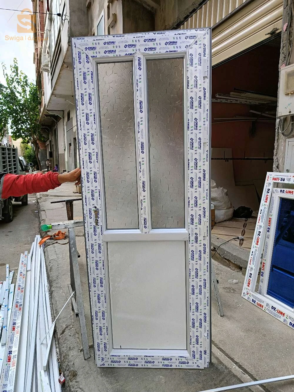 مرحبا بيكم اسعار الجملة  تجزئة  خشب وبيفسي
 نخدمو سيركوموند 0770846973